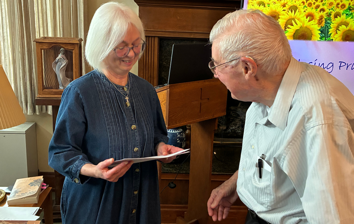 Donna Foley, OFS, a pastoral care specialist, speaks with Br. Jeremy 
Harrington, OFM, during a senior retreat at St. Clement Friary in 
Cincinnati in April. These retreats help friars reflect on changes in 
their lives and recognize God&rsquo;s continuing presence. (Photo by Br. Frank Jasper, OFM)