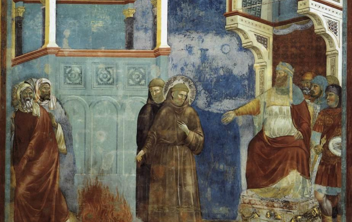 The fresco St. Francis before the Sultan by Giotto di Bondone depicts St. Francis speaking to a Muslim leader – a bold act of encountering someone considered an enemy. (Public Domain) 