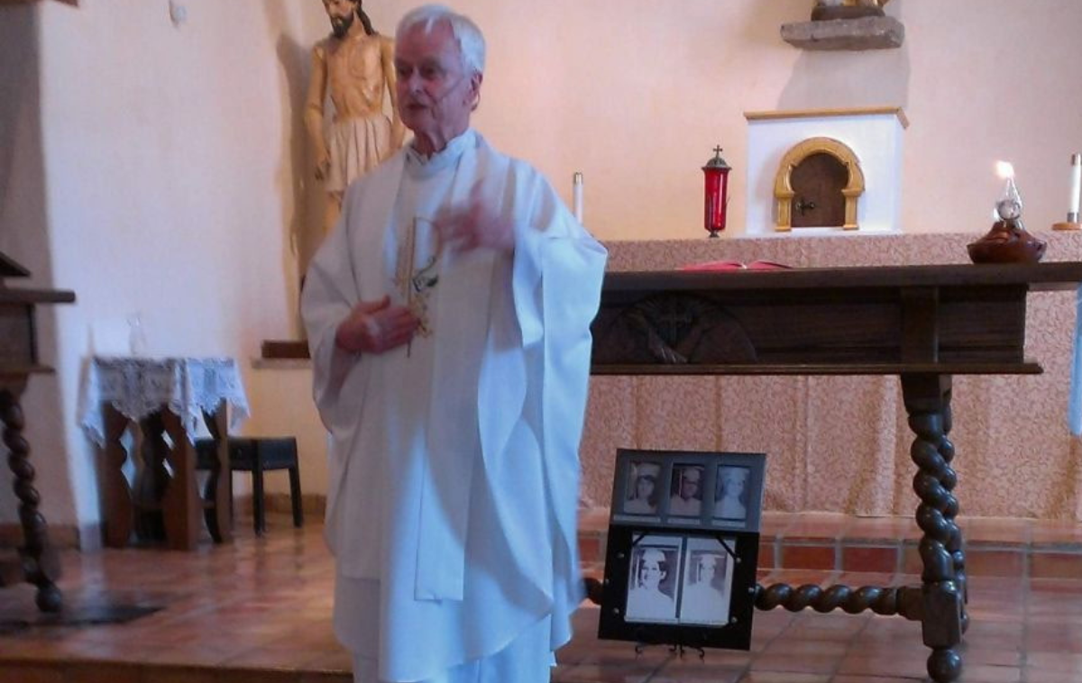 Br. Nick Baxter, OFM, preaches at Mission San Francisco de la Espada in San Antonio, in 2015. (Photo courtesy of Eileen Trevino Villarreal)&nbsp;